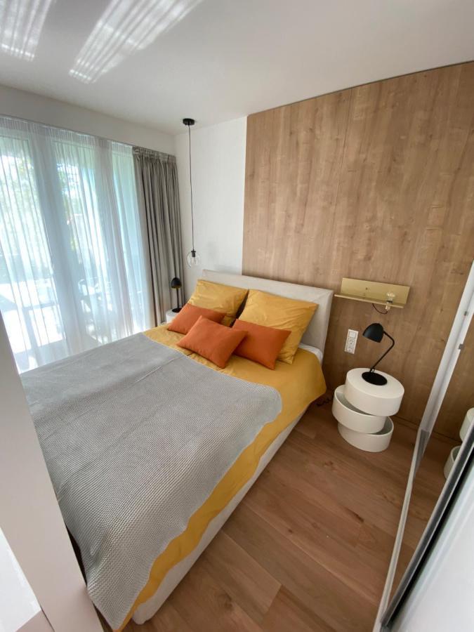 Clyde-Premium Lelle Waterfront Private Apartment Balatonlelle Dış mekan fotoğraf